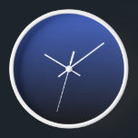 青王室の黒グラデーション 壁時計<br><div class="desc">この壁時計はブルーブラック王室ので特集されグラデーションている。グラデーションの色が青から王室の黒に薄れる。「このクリックテンプレートをパーソナライズ」し、名前、モノグラムまたは他の文字を簡単に追加する。</div>