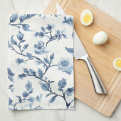 青白の花のブライダルシャワー キッチンタオル (四つ折り)