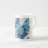 青白の蝶の構成 ボーンチャイナマグカップ (正面右)