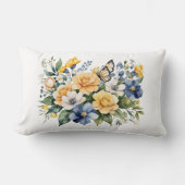 青白黄色の花と蝶の水彩ギフト ランバークッション (正面)
