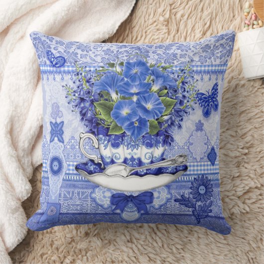 青磁器杯と花装飾用クッション クッション (ブランケット)