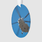 青空で浮かぶヘリコプター オーナメント (正面)