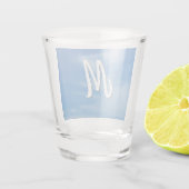 青空と白い雲の抽象芸術自然写真 ショットグラス (裏面)