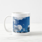 青空と白い雲 コーヒーマグカップ (左)