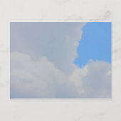 青空と雲の背景。 ポストカード (正面)