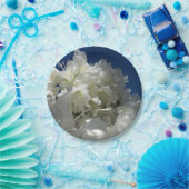 青空に向かう大きな白い花装飾用クッション ペーパープレート (パーティー)