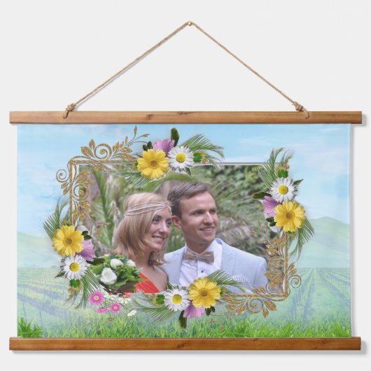 青空に咲く野草 吊り下げ型タペストリー (正面)