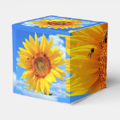青空に咲く黄色のひまわりとミツバチ – 夏 フェイバーボックス (裏面サイド)