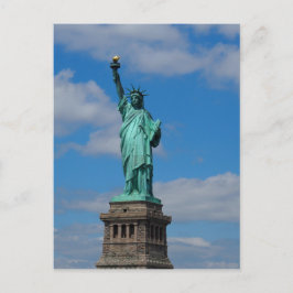 青空に映える自由の女神像 ポストカード