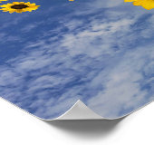 青空に見える太陽のリアルな花 ポスター (角)