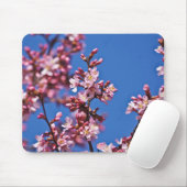 青空に触れる桜の花 マウスパッド (マウス)