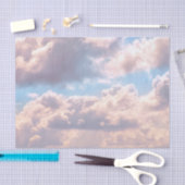 青空に輝くピンクのふわふわの雲 薄葉紙 (クラフト)