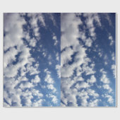 青空のギフト用包装紙のふくらんでいる雲 ラッピングペーパー (フラット)