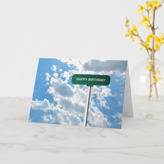 青空のパーソナライズな一流の道の道路標識 カード (黄色い花)