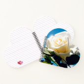 青空の下の白いバラ ノートブック (内部)