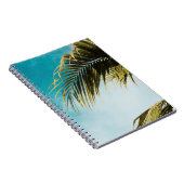 青空の下の緑のヤシの木 ノートブック (右側)