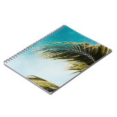 青空の下の緑のヤシの木 ノートブック (左側)