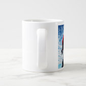 青空の下の赤いビーニーで幸せなラブラドール ジャンボコーヒーマグカップ (裏面)