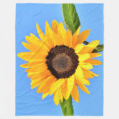 青空の太陽に向かうひまわり – 夏 フリースブランケット (正面)