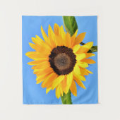 青空の太陽に対する黄色のひまわり – 夏 タペストリー (正面)
