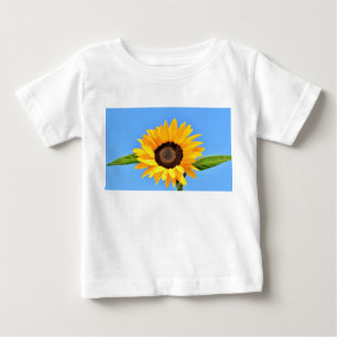 青空の太陽に対する黄色のひまわり – 夏 ベビーTシャツ