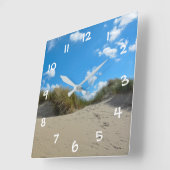 青空の砂丘 – スクエア壁時計 (傾斜)