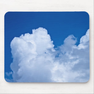 青空の美しいふくらんでいる雲 マウスパッド