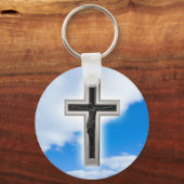 青空の背景にクリスチャンの十字架 キーホルダー (正面)
