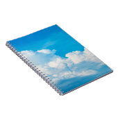 青空の背景の雲（白） ノートブック (右側)
