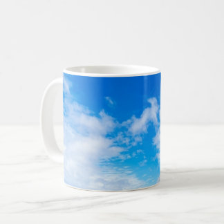 青空の雲パターンギフト コーヒーマグカップ