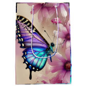 青素晴らしい蝶とピンクの花 ミディアムペーパーバッグ (裏面)