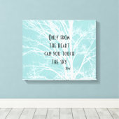 青素朴い白い木の枝 キャンバスプリント (インサイチュ (ウッドフロア))