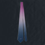 青紫色の夜空モノグラグラデーションム ネクタイ<br><div class="desc">ダックブルーとミュート紫の夜空グラデーションは、夜のアウトに完璧なネクタイである。オプションカスタムのモノグラム。</div>