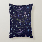 青紫色の野かわいらし花花柄 アクセントクッション (正面(垂直))