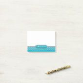 青緑の水彩画の白いクローバーのモノグラム ポストイット (デスク上)