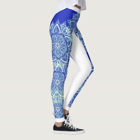 青緑の氷の曼荼羅のレギンス レギンス (右)
