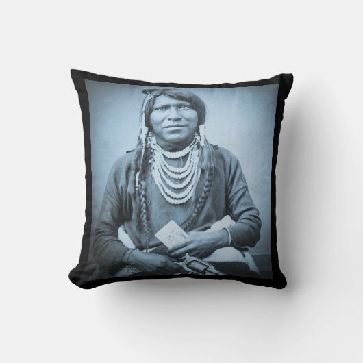 青緑色ピストルStereoviewのヴィンテージのユート族のインディアン クッション (正面)