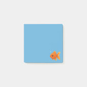青背景のかわいい金魚のキャラクター ポストイット (正面)