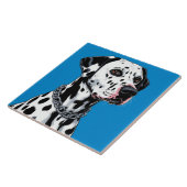 青背景のダルメシアン犬の肖像画 タイル (側面)