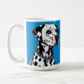 青背景のダルメシアン犬の肖像 コーヒーマグカップ (左)