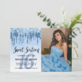 青色のグリッターがsweet sixteen 招待状 (スタンド正面)