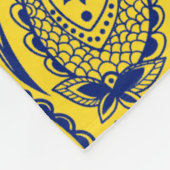 青色のペイズリーパターン(黄色) フリースブランケット (角)