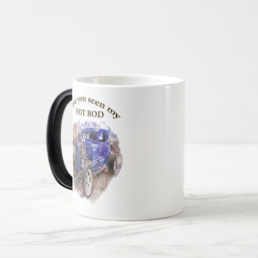 青色のヴィンテージの古いロードスターでエンジンが消えている モーフィングマグカップ (正面左)