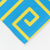 青色の黄色い正方形の幾何学的な迷路パターン フリースブランケット (角)