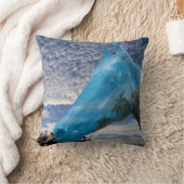 青色彩の鮮やか馬と早朝の空 クッション (ブランケット)