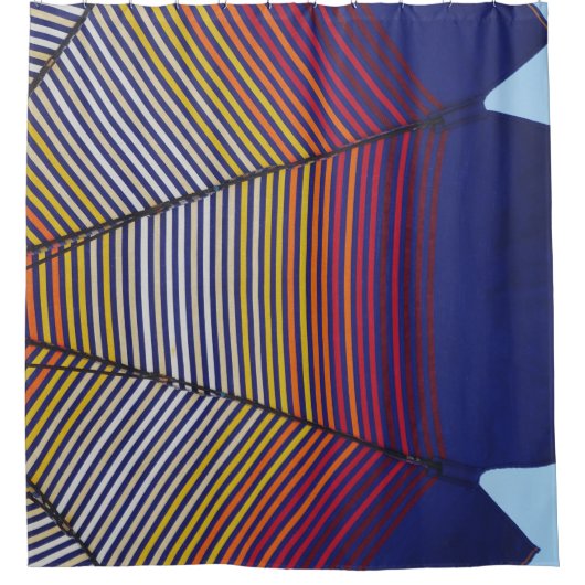 青色数々のの傘 シャワーカーテン (正面)