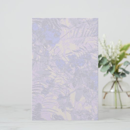 青花に対する迷彩 便箋 (スタンド正面)