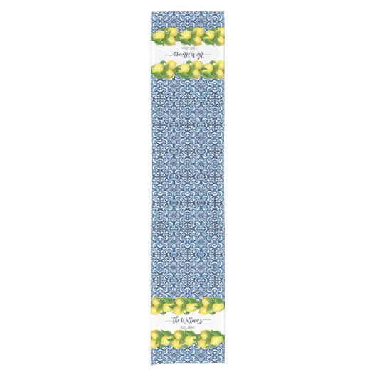 青華美いアマイタリアンルフィの瓦とレモン ショートテーブルランナー (正面)