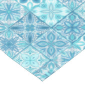 青華美色と白のタイル テーブルクロス (アングル)