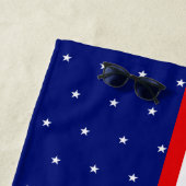 青赤と白に星のパターンがあるストライプ ビーチタオル (インサイチュ)